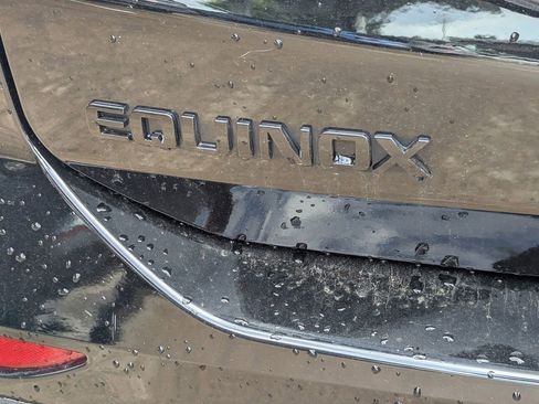 Used 2023 Chevrolet Equinox RS AWD/4WD image 29