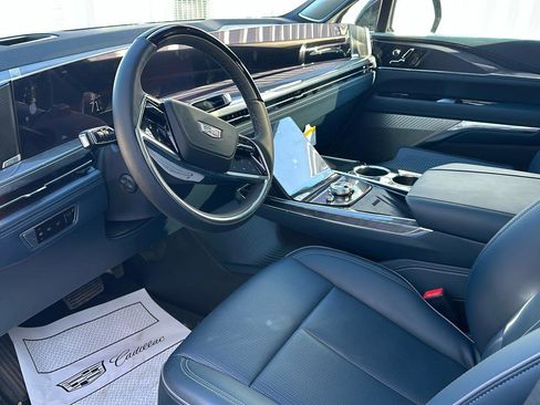 New 2025 Cadillac Escalade IQ Luxury 2 image 9