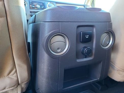 Used 2011 Ford F250 XLT w/ XLT Interior Pkg image 15