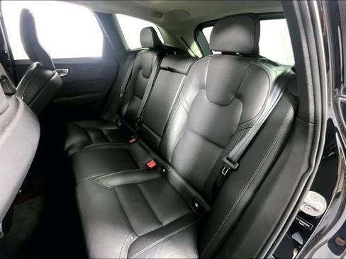 Used 2024 Volvo XC60 B5 Ultimate AWD/4WD image 26