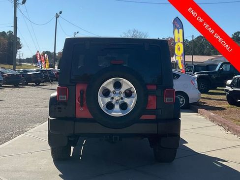 Used 2013 Jeep Wrangler Unlimited Sahara w/ Dual Top Group image 6