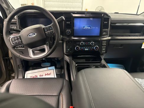 New 2026 Ford F250 Lariat w/ Lariat Ultimate Package AWD/4WD image 13