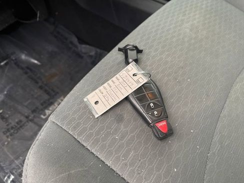 Used 2018 RAM 2500 Tradesman w/ Chrome Appearance Group image 34