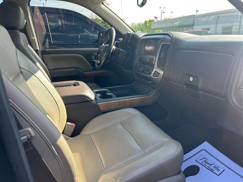 Used 2018 Chevrolet Silverado 1500 LTZ w/ Sport Package AWD/4WD image 7