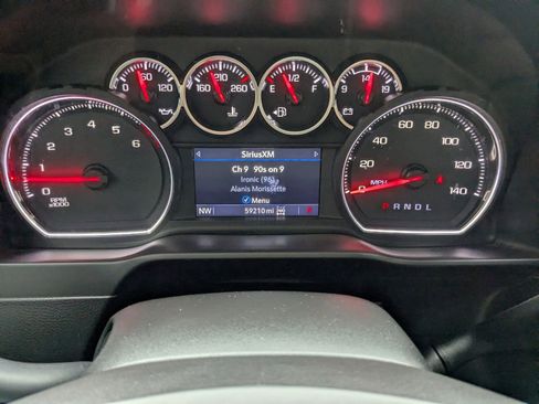 Used 2020 Chevrolet Silverado 2500 LT w/ Convenience Package image 30