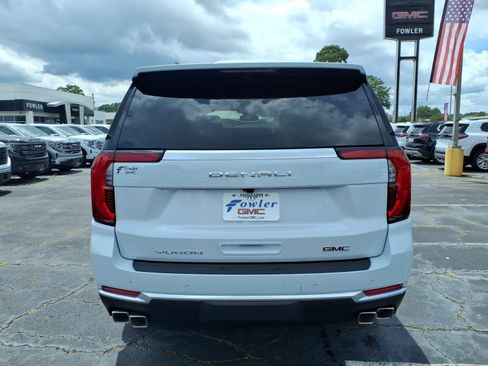 New 2026 GMC Yukon Denali w/ Sun & Power Step Package RWD image 4