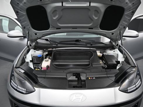 Used 2023 Hyundai Ioniq 6 SEL AWD/4WD image 37