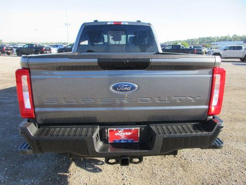 New 2026 Ford F250 XL w/ XL Off-Road Package AWD/4WD image 5