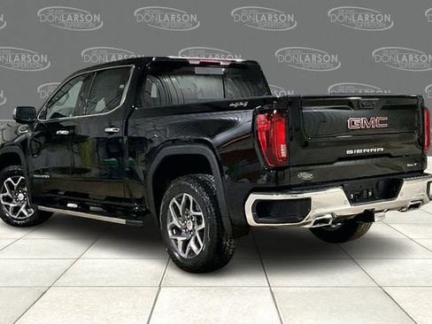 New 2026 GMC Sierra 1500 SLT w/ SLT Premium Package image 3
