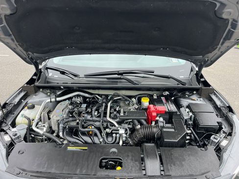 Used 2025 Nissan Sentra SV FWD image 31
