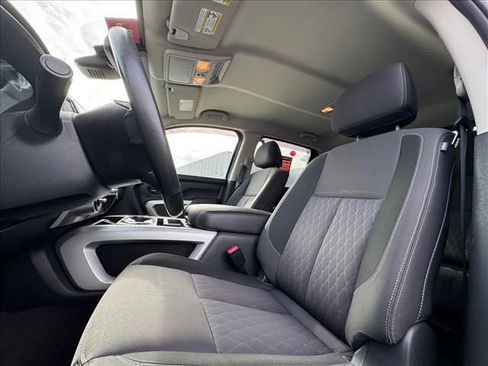 Certified 2021 Nissan Titan SV w/ SV Convenience Package image 15