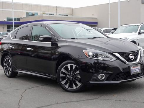 Used 2019 Nissan Sentra SR image 5