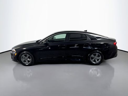 Used 2022 Kia K5 LX FWD image 6