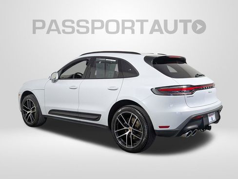 Used 2024 Porsche Macan Base image 3