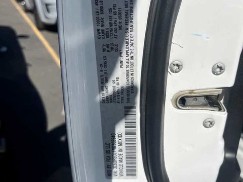 Used 2024 RAM 2500 Big Horn image 9