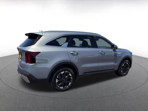 Used 2024 Kia Sorento S FWD image 14