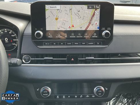 Used 2023 Mitsubishi Outlander SE image 48