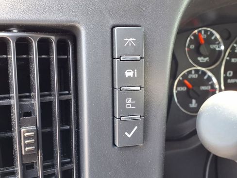 New 2025 Chevrolet Express 3500 w/ Power Convenience Package image 19