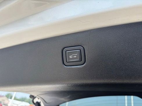 Certified 2023 Chevrolet Blazer RS w/ Driver Confidence II Package image 32