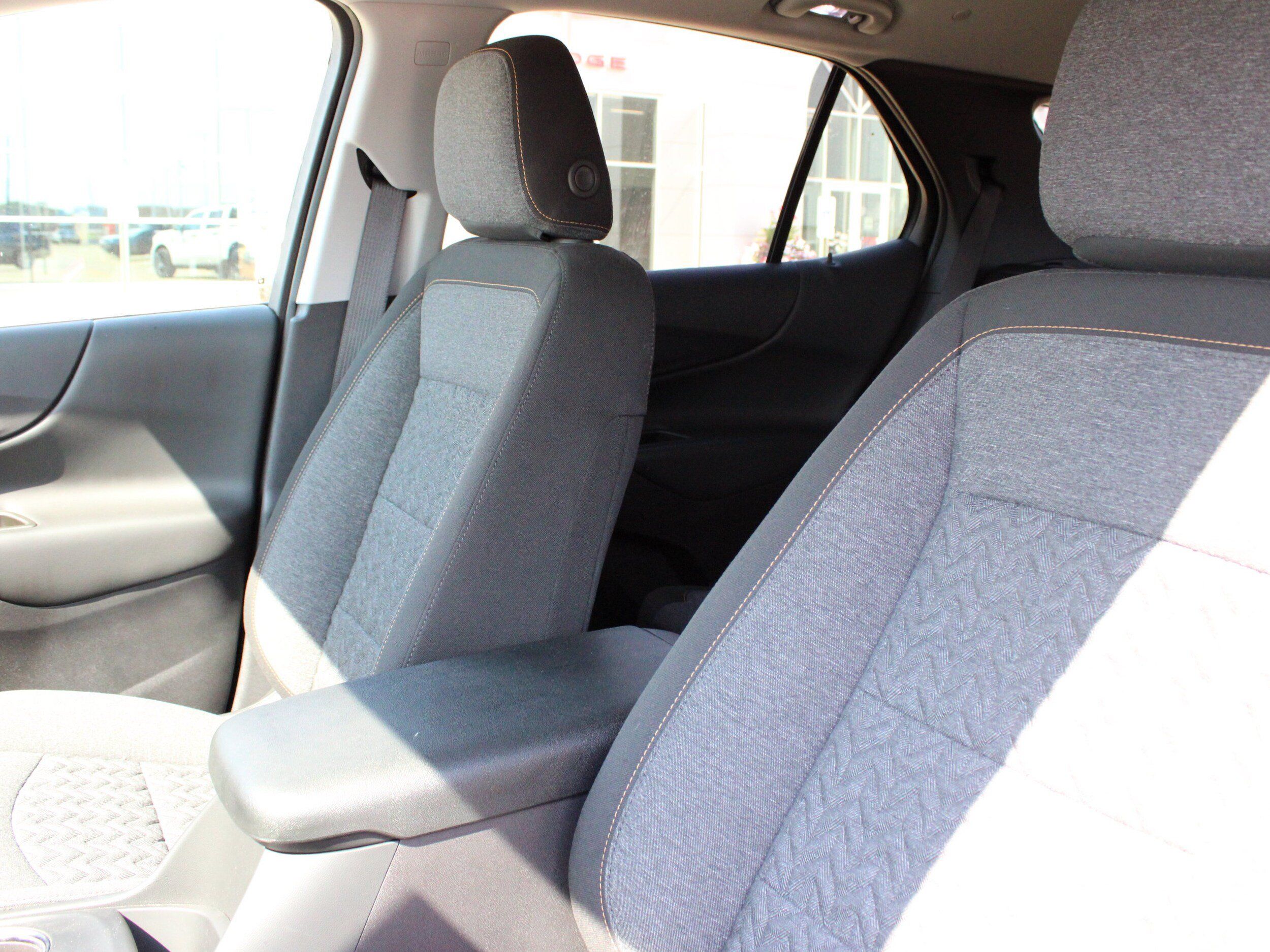 Used 2024 Chevrolet Equinox LT FWD image 14