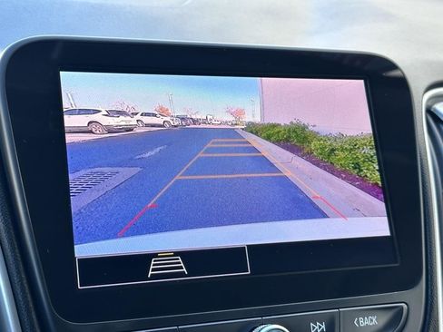 Used 2023 Chevrolet Malibu LS image 8