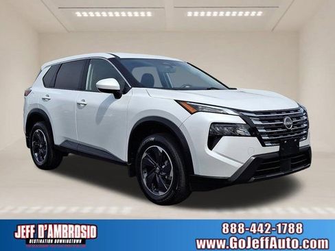 Used 2024 Nissan Rogue SV AWD/4WD image 1