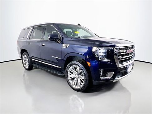 Used 2021 GMC Yukon SLT w/ SLT Luxury Plus Package image 8