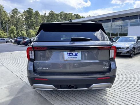 Used 2025 Ford Explorer Platinum w/ LUX Leather Package image 6