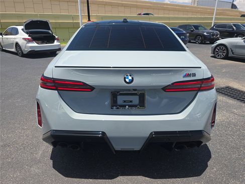 Used 2025 BMW M5 w/ Executive Package AWD/4WD image 4