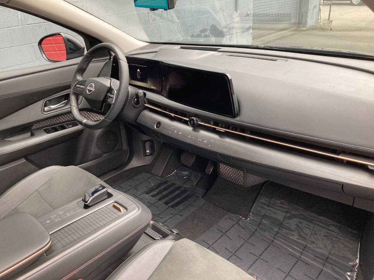 Used 2023 Nissan Ariya FWD image 8
