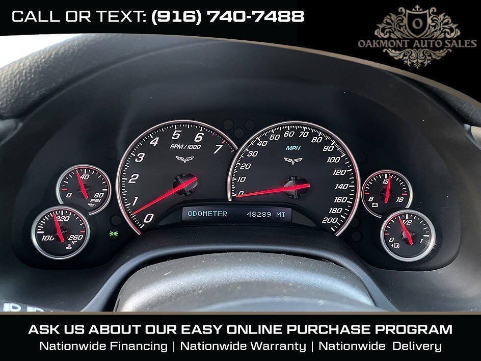 Used 2005 Chevrolet Corvette Coupe w/ Preferred Equipment Group RWD image 21