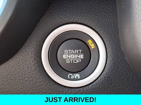 Used 2025 RAM 1500 Big Horn AWD/4WD image 24