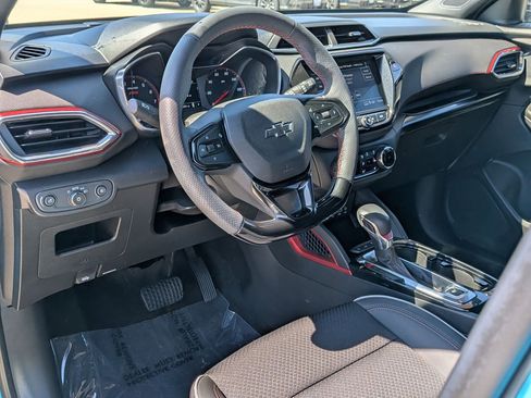 Used 2021 Chevrolet TrailBlazer RS w/ Convenience Package FWD image 10
