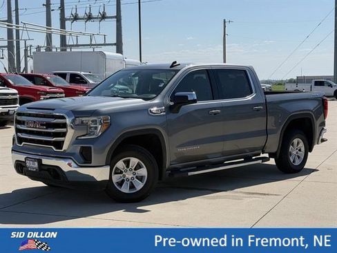 Used 2020 GMC Sierra 1500 SLE w/ SLE Value Package AWD/4WD image 1
