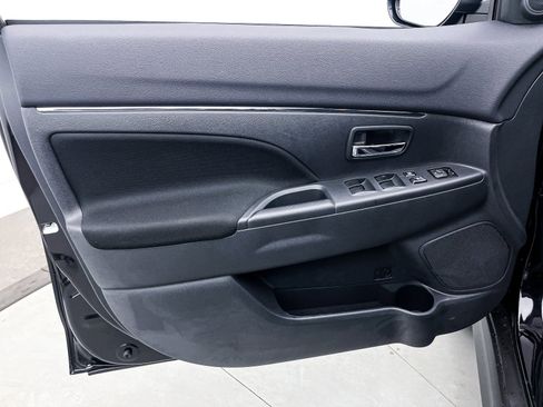 New 2025 Mitsubishi Outlander Sport ES image 9