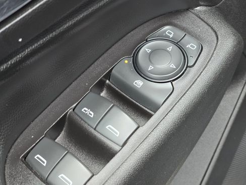 Used 2019 Chevrolet Equinox LT image 24