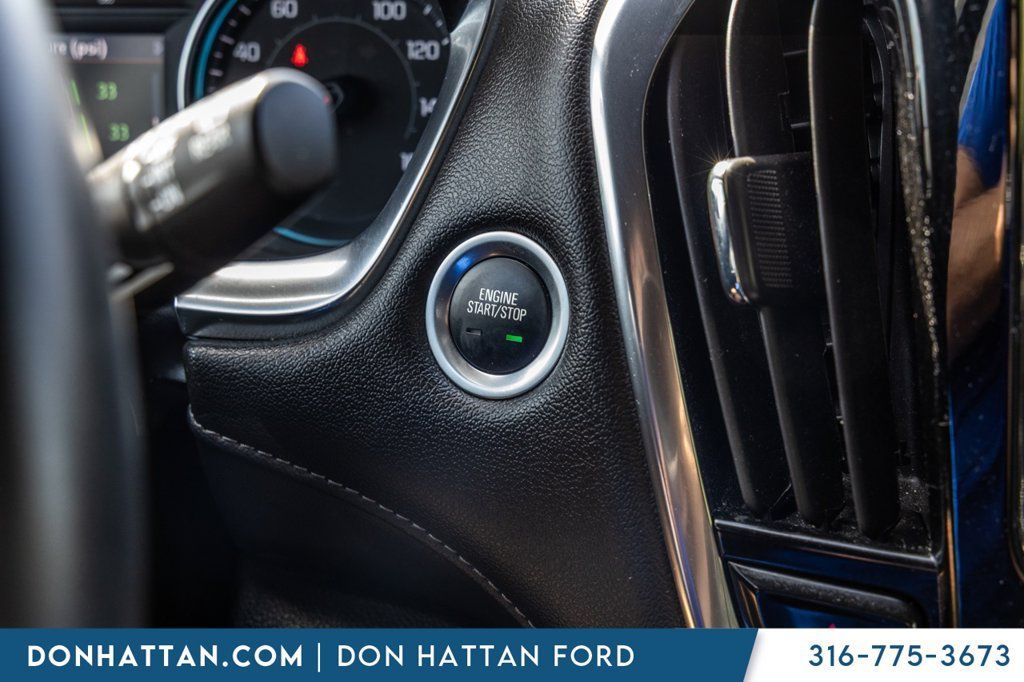 Used 2023 Chevrolet Traverse LT AWD/4WD image 11