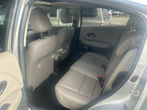 Used 2016 Honda HR-V EX-L image 11