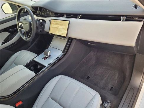 Used 2024 Land Rover Range Rover Evoque S image 22