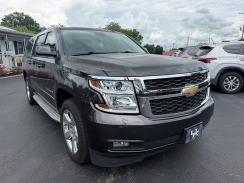 Used 2015 Chevrolet Suburban LT AWD/4WD image 3