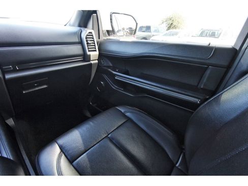 Used 2019 Ford Expedition XLT w/ Equipment Group 202A image 13