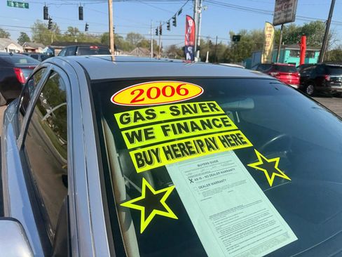 Used 2006 Volvo S60 2.5T image 2