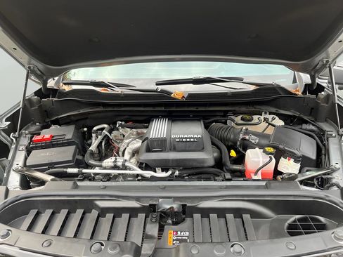 Used 2024 Chevrolet Silverado 1500 ZR2 AWD/4WD image 31