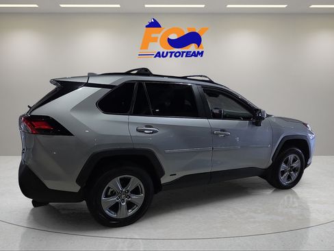 Certified 2025 Toyota RAV4 XLE w/ Convenience Package AWD/4WD image 5