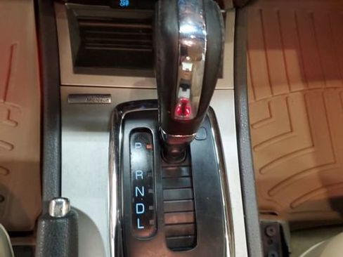 Used 2011 Ford Fusion SEL image 25