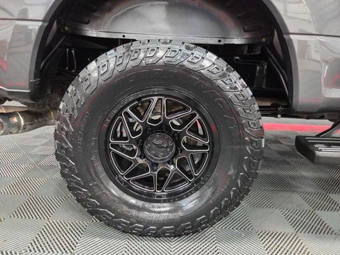 Used 2020 Ford F250 Lariat w/ Chrome Package image 91