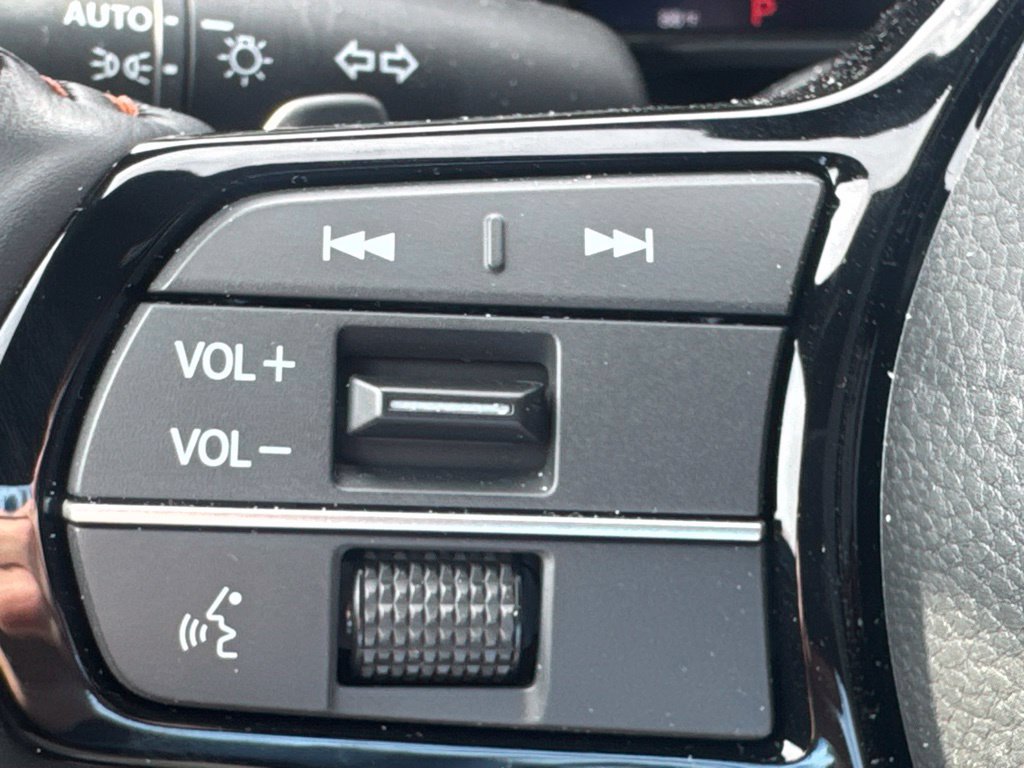 Used 2026 Honda CR-V Sport Touring image 33