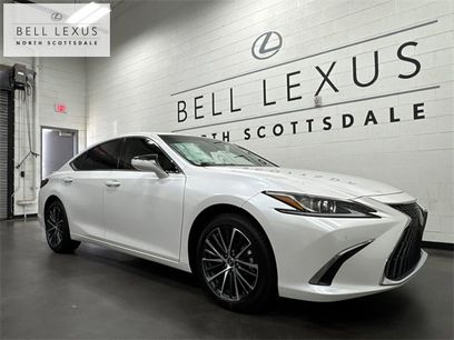 New 2025 Lexus ES 300h w/ Premium Package