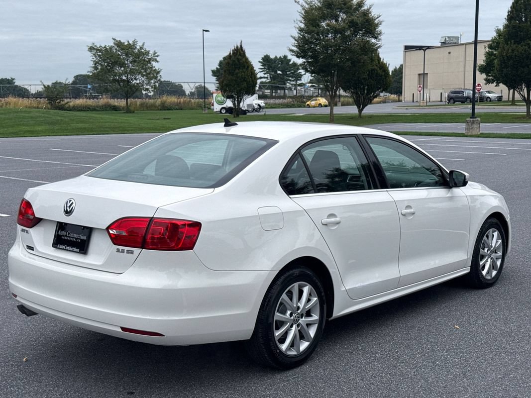 Used 2013 Volkswagen Jetta SE FWD image 8