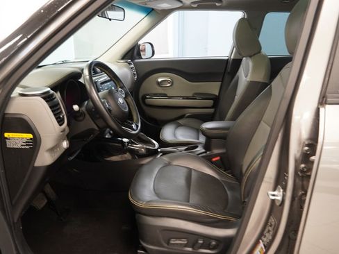 Used 2016 Kia Soul + w/ Primo Package image 5